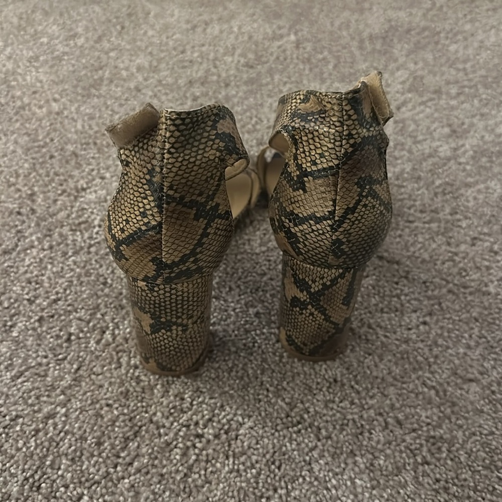 Snakeskin Heels - Picture 2 of 4